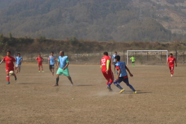 लिम्बुवान र आदिवासी काठमाडौं बिच मैत्रीपुर्ण फुटबल खेल बराबरी